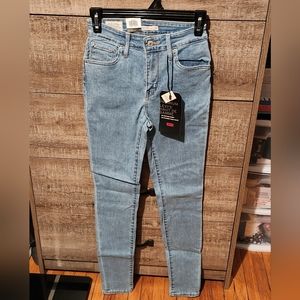 Levis high rise skinny